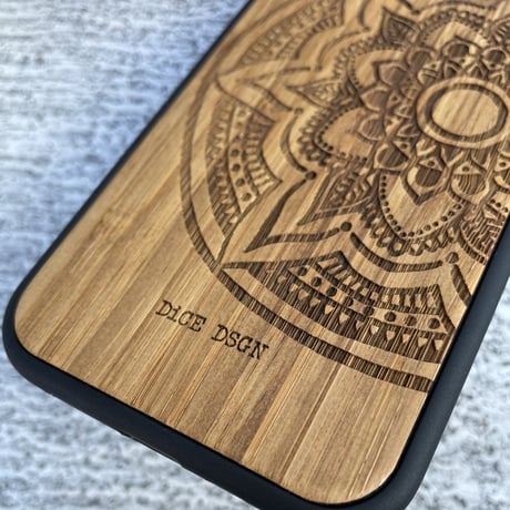 "Mandala B" iPhoneケース