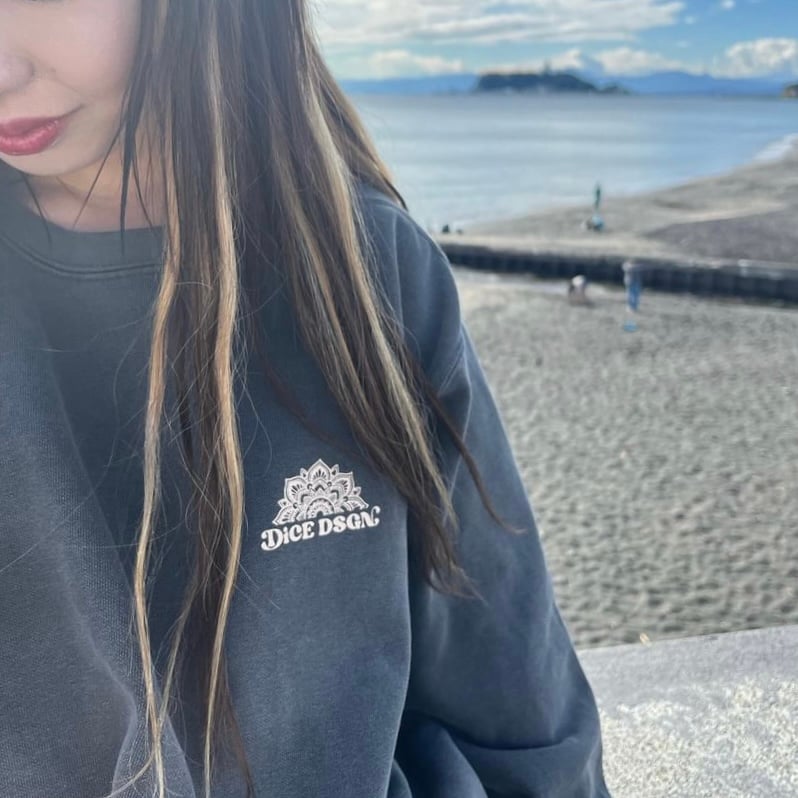 Sunflowerトレーナー【Square】 | DiCE DSGN