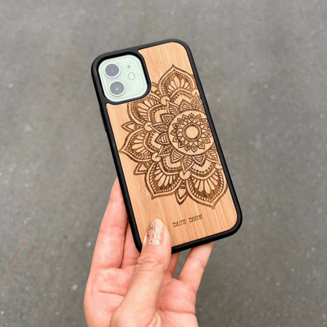 "Sunflower B" iPhoneケース