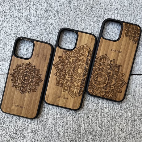 "Sunflower B" iPhoneケース