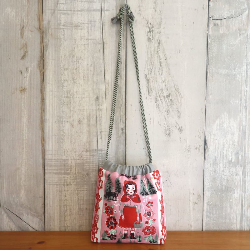 Nathalie Lete × mYmI ドロストショルダー 赤ずきん柄 | mYmI