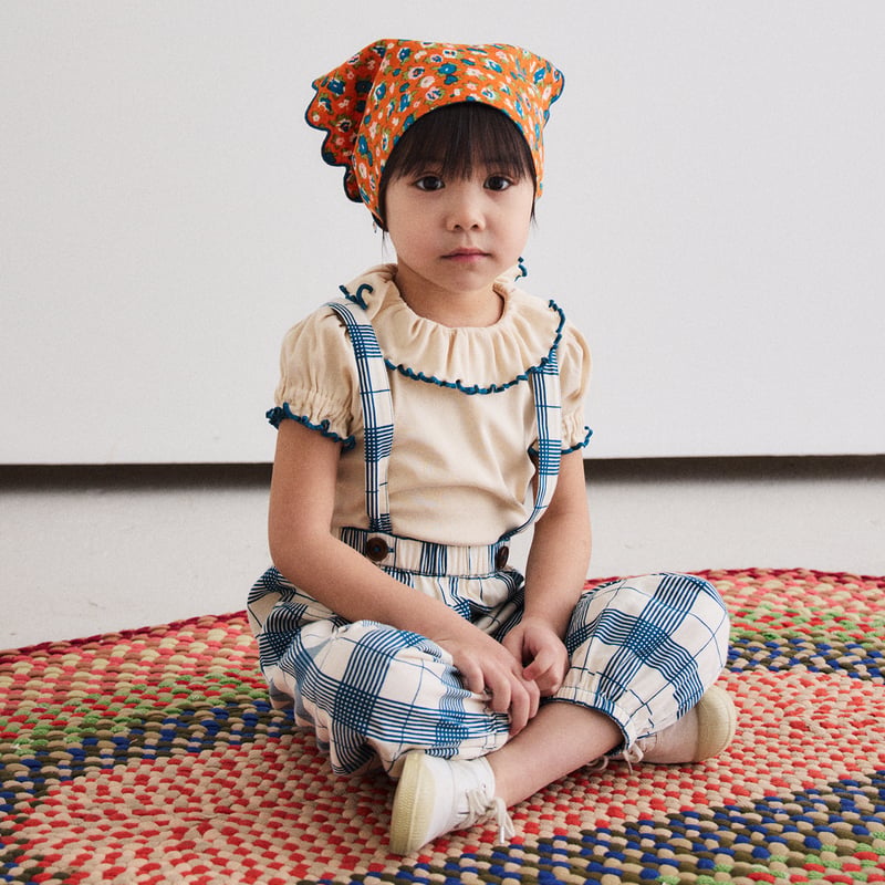 Misha & Puff フリル付きショートパンツ 6-12ヶ月 Misha & Puff / Suspender Pant - Prussian Blue Piazza | hi heidi