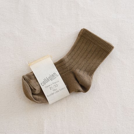 Collégien / Paul Lightweight Ribbed Socks - Olive de Lubéron