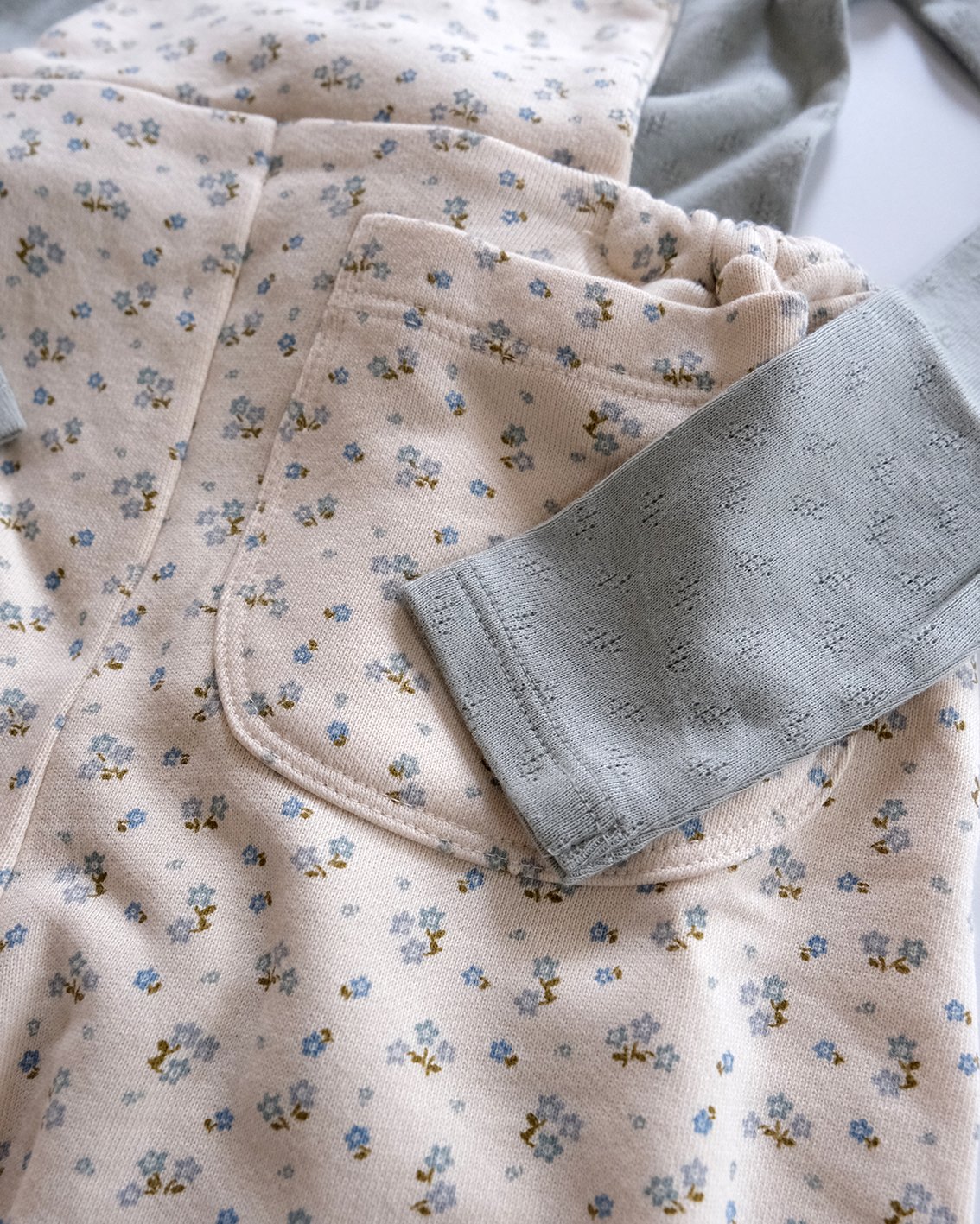 SOOR PLOOM / KNOT OVERALL - CALICO PRINT, OASIS