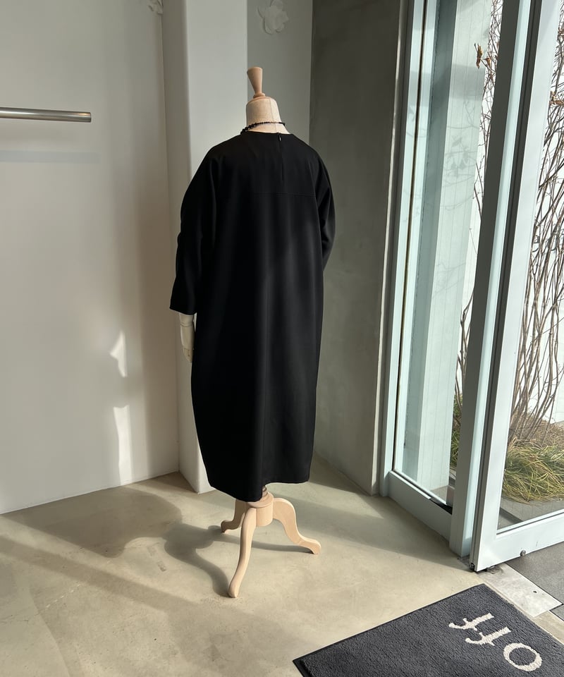 ♩美品♩ YONFA ヨンファ　ドレープワンピース　黒 2025年最新】yonfa ワンピースの人気アイテム - メルカリ