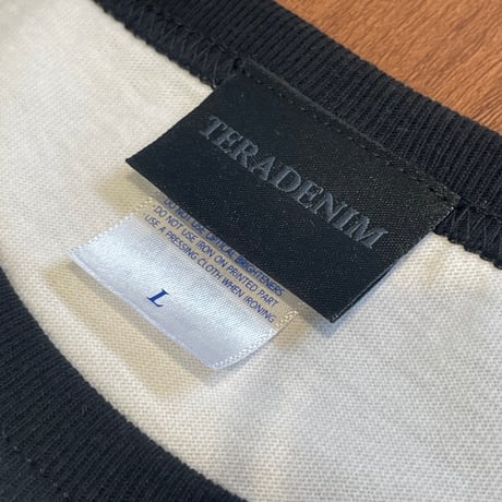 TERA RAGLAN Tee