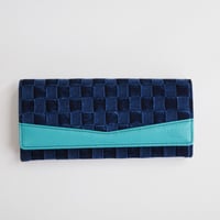 2402069-1　フラップ財布（ダーク）