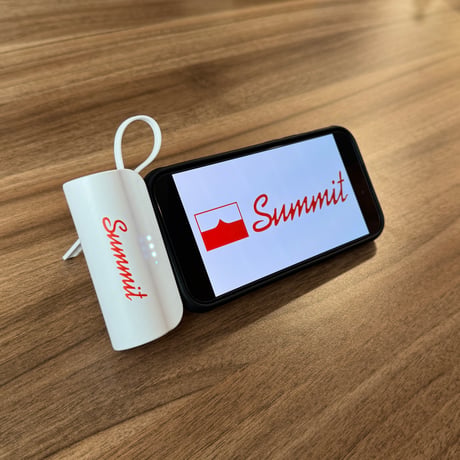 SUMMITモバイルバッテリー