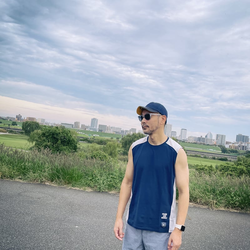F&M MESH SLEEVELESS 03 DG / NV | FRANK&MORRIS