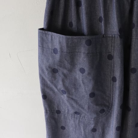 さらっと穿ける、ドットのデニムパンツ【Cotton House Aya×ZIPANG】