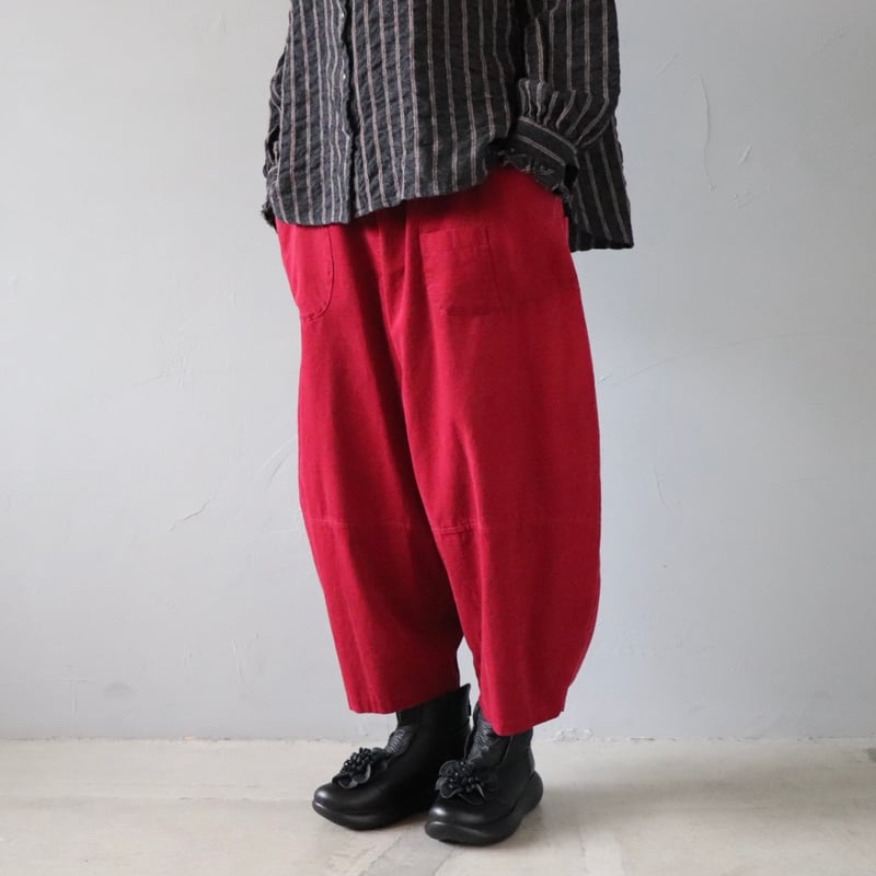 赤い細コーデュロイのカックンパンツ【coulage】 | ZIPANG（じぱんぐ）