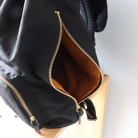 CLEDRANのナイロンリュック〈ブラック〉