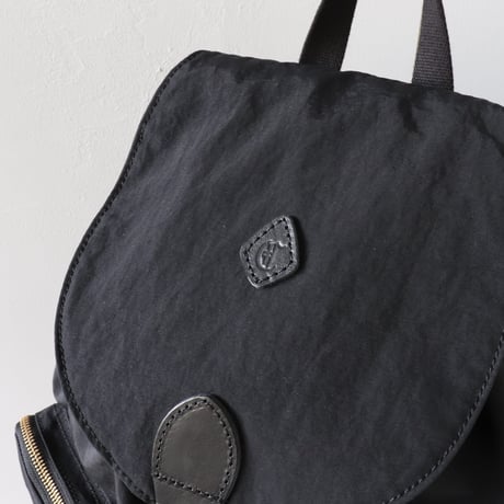 CLEDRANのナイロンリュック〈ブラック〉