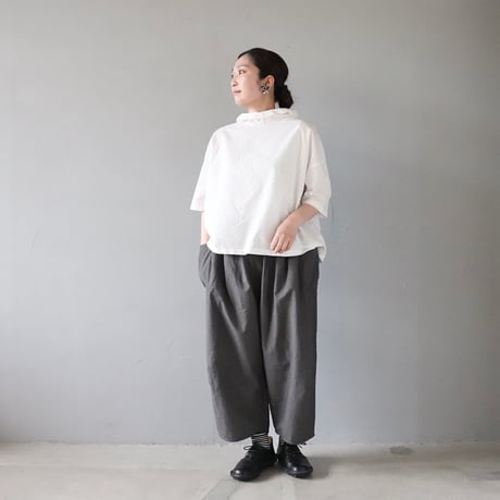 快晴堂のサイドポケットパンツ〈チャコール〉