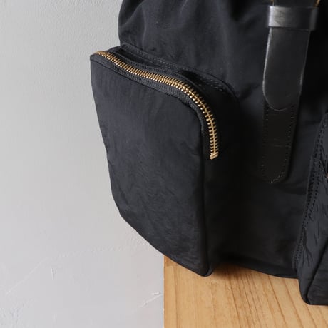 CLEDRANのナイロンリュック〈ブラック〉