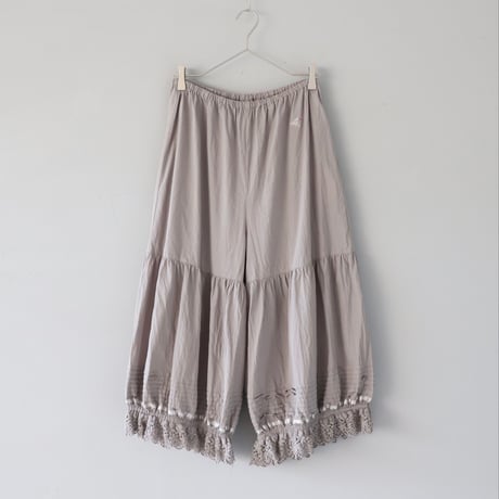 ちょっとだけ贅沢なペチパンツ〈グレー〉【ZIPANG】