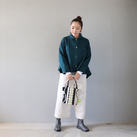 Pompom zomia drawstring bag〈きみどりのラインとポンポン〉【TOMOO DESIGNS】