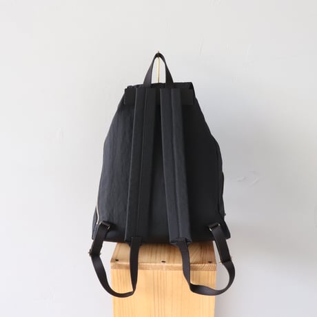 CLEDRANのナイロンリュック〈ブラック〉