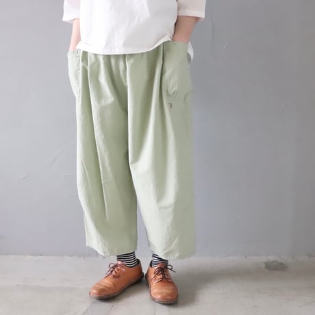 快晴堂のサイドポケットパンツ〈ライトグリーン〉