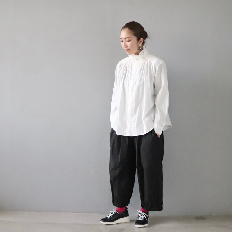 クラージュさんにつくってもらったタックワイドパンツ〈くろ クラージュさんにつくってもらったタックワイドパンツ〈くろ