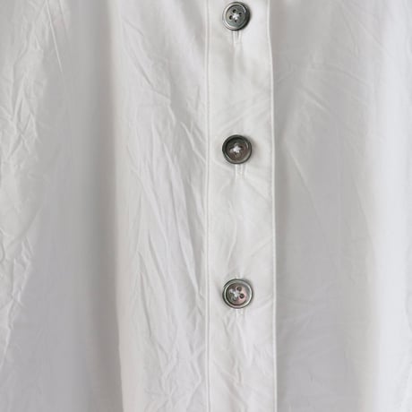 Cotton House Ayaの白のロングブラウス