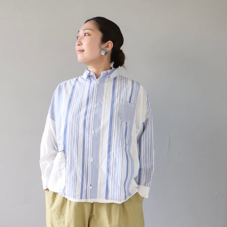 風をはらむ、シャツ【快晴堂】
