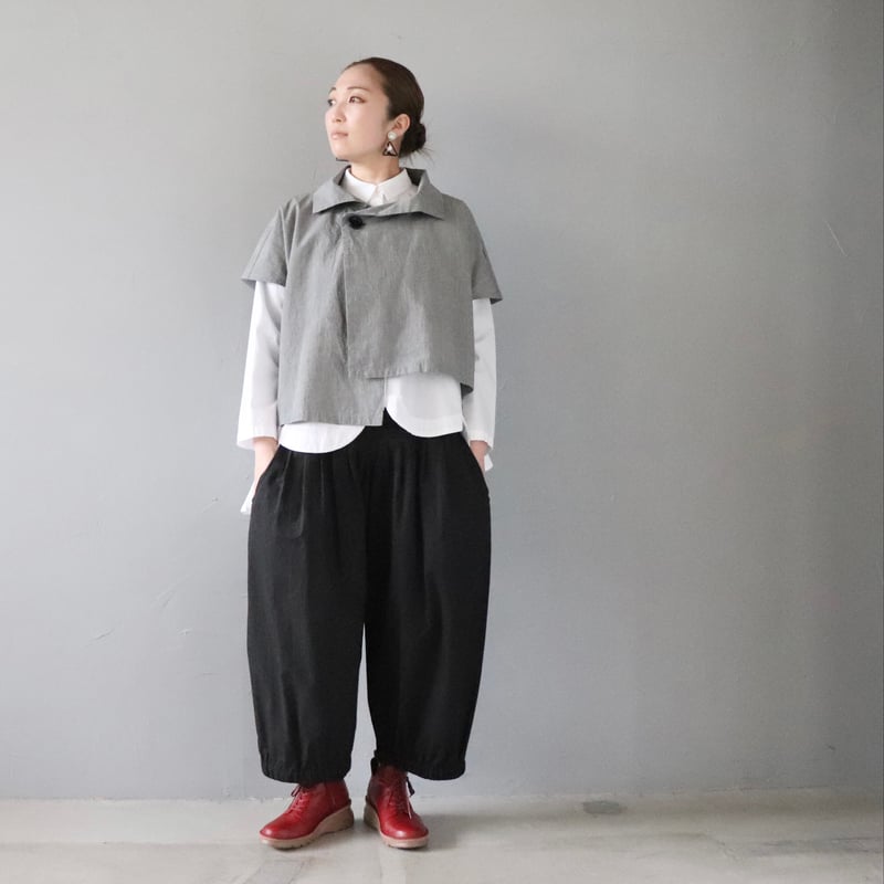 クラージュさんにつくってもらったタックワイドパンツ〈くろ クラージュさんにつくってもらったタックワイドパンツ〈くろ