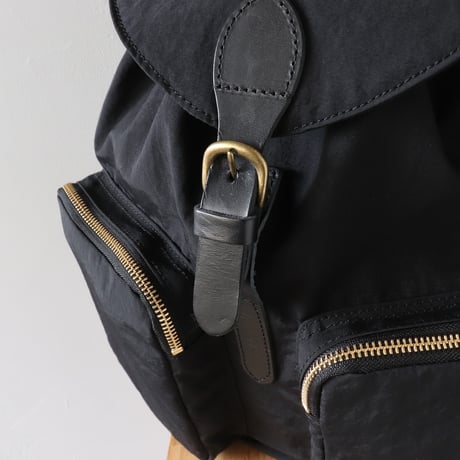 CLEDRANのナイロンリュック〈ブラック〉