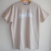 AMANE TRiLL “LOGO TEE 2020”（Sand）