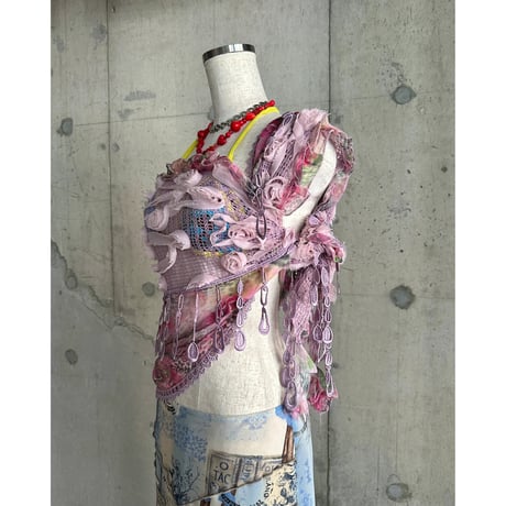 flower patterned stole