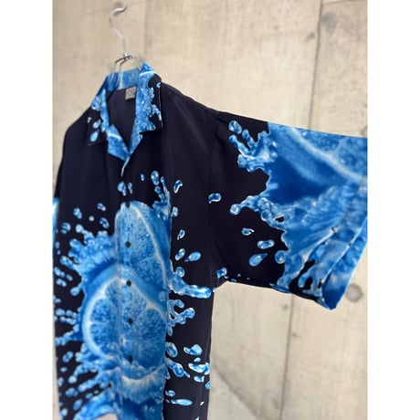 90s orange art pattern open collar shirt