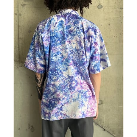 crystal pattern open collar shirt