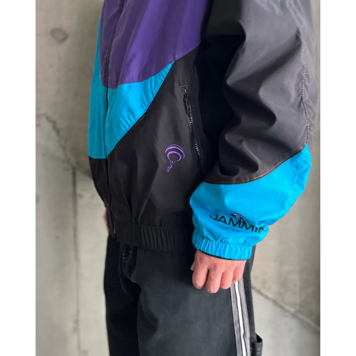 90s switching design nylon jacket
