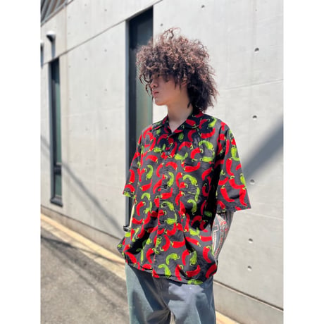 chili pepper pattern open collar shirt