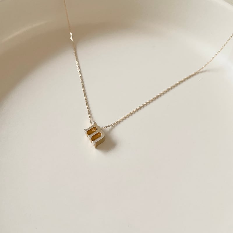 CUBIAイニシャルネックレス【m】 【納期2～3週間】 | cubiajewelry