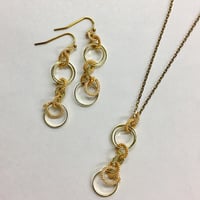Ａのピアス(イヤリング)＆ネックレス