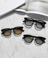 調光・偏光レンズ搭載【3colors】square frame sunglasses