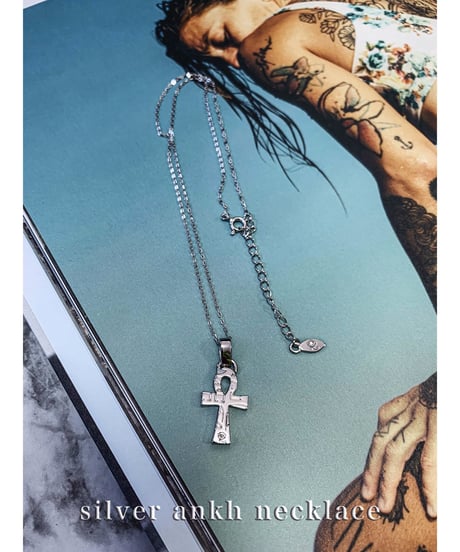 【esQape】Necklace collection