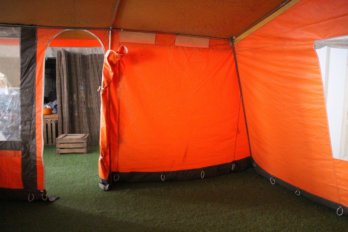 1708236】MERHLER | CHATEAU CAMP VINTAGES TENTES