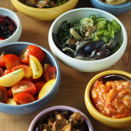 【M047gr】パンとごはんと... たべやすい器 BOWL M きみどり