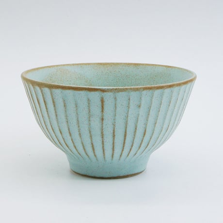 生産終了商品のため在庫限り【M036bl】パンとごはんと...　しのぎの茶碗  blue
