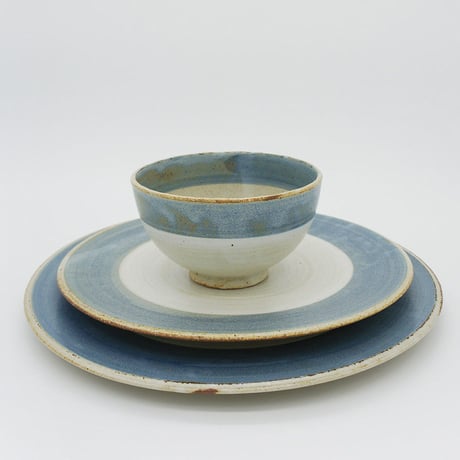 【M004bl】パンとごはんと...  まるい縁取りの陶器 RICE BOWL blue
