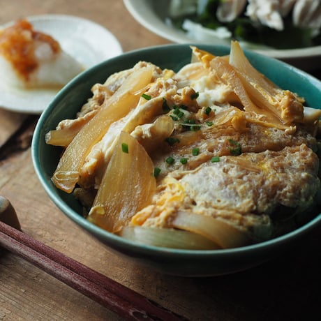 【M012tb】パンとごはんと... 艶釉の器 BOWL M turkey blue