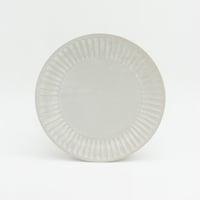 【M043wh】パンとごはんと... ひらひらの器 ROUND PLATE M ホワイト