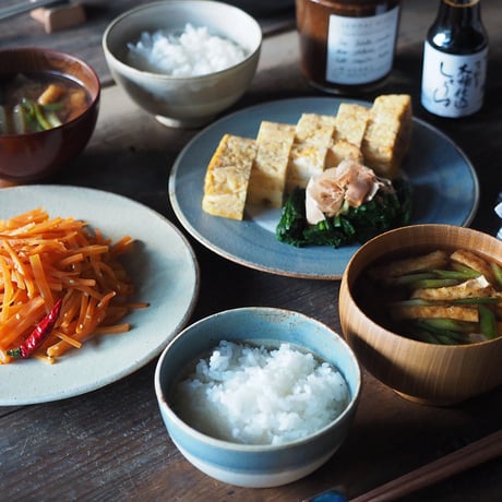 【M004gy】パンとごはんと...  まるい縁取りの陶器 RICE BOWL gray