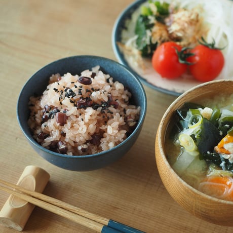 【M058nv】パンとごはんと... 小さなお茶碗 Rice Bowl M こんいろ（navy）