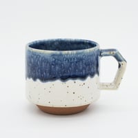 【CS006】CHIPS stack mug. PREMIUM white-navy drop