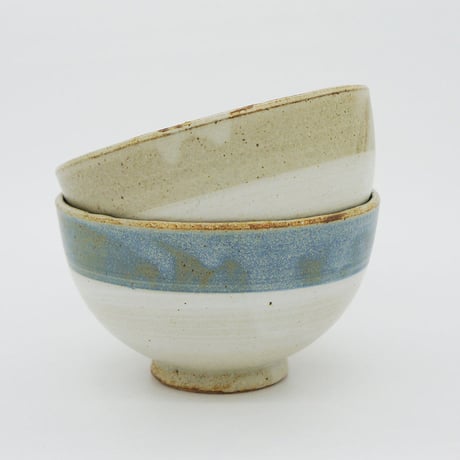 【M004bl】パンとごはんと...  まるい縁取りの陶器 RICE BOWL blue