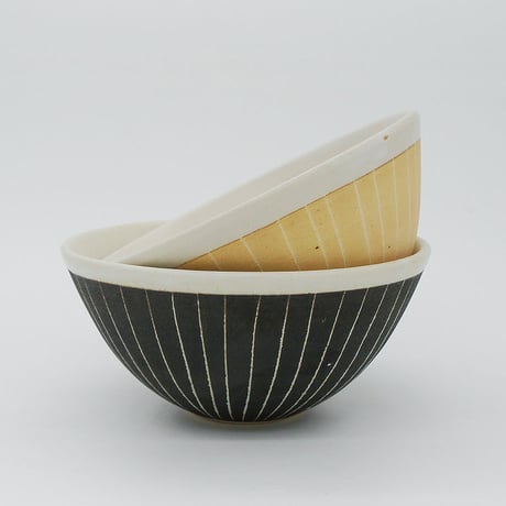 生産終了商品のため在庫限り【M011cr】パンとごはんと...  掻き落としの陶器 BOWL cream
