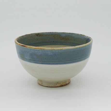 【M004bl】パンとごはんと...  まるい縁取りの陶器 RICE BOWL blue